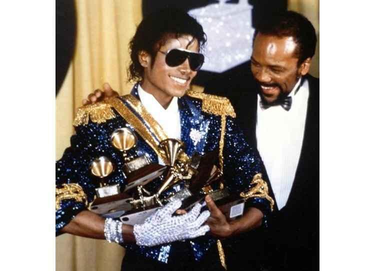 Facebook/michaeljackson/Reprodução Facebook/michaeljackson/Reprodução