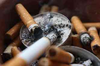 Segundo o especialista americano, os danos causados pelo cigarro aos pulmes no so totalmente regenerados quando a pessoa para de fumar(foto: Pexels)