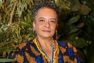 Ana Maria Gon�alves, a escrita que fez hist�ria na ABL