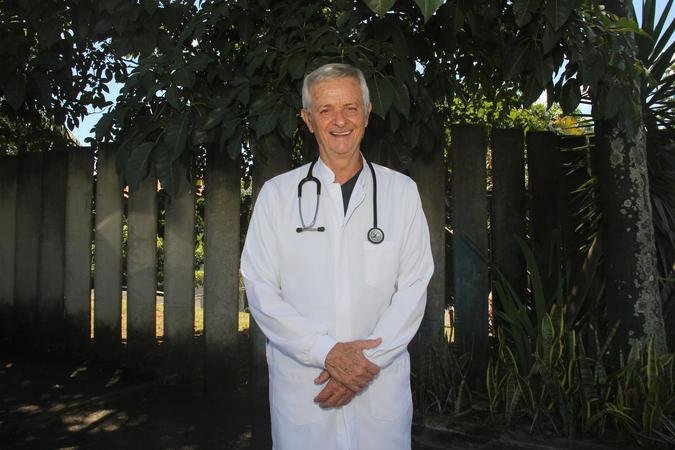 Rubens Ferreira Filho cursa medicina aos 73 anos: realizando o sonho de garoto(foto: Pádua de Carvalho) Rubens Ferreira Filho cursa medicina aos 73 anos: realizando o sonho de garoto(foto: Pádua de Carvalho)