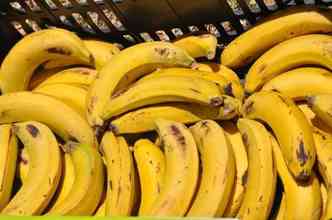 O estudo americano descobriu que o potssio, muito presente na banana, alm de evitar cibras, pode ajudar a manter a sade do sistema cardioavscular(foto: Pixabay)