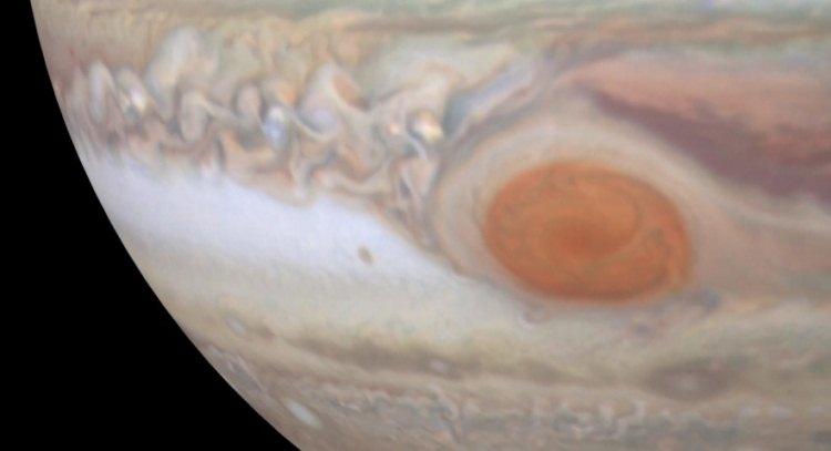 NASA/ESA/Goddard/UCBerkeley/JPL-Caltech/STScI/Divulgação NASA/ESA/Goddard/UCBerkeley/JPL-Caltech/STScI/Divulgação