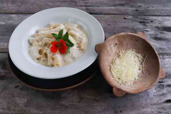 O chef Flavio Trombino vai apresentar rigatone com molho branco, queijo de Arax e condimentos(foto: UNA 360/Divulgao)