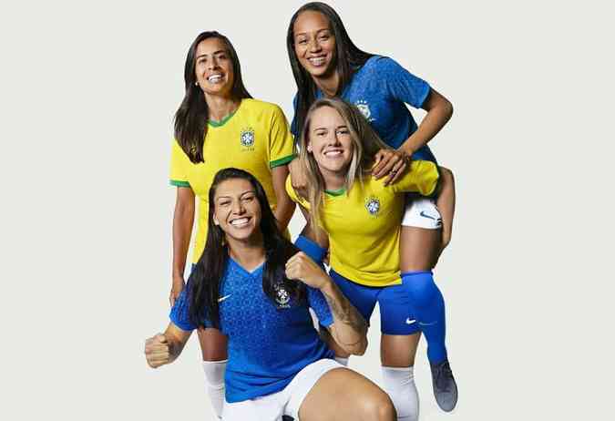 Agora, as jogadoras da Seleo Brasileira Feminina de futebol passam a ter um uniforme criado exclusivamente para elas pela Nike(foto: Instagram/selecaofemininadefutebol/Reproduo)