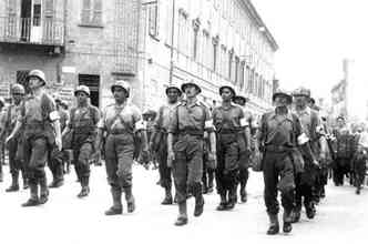 Em 1944, 25 mil combatentes da Fora Expedicionria Brasileira desembarcaram na Europa para enfrentar os nazistas na Segunda Guerra Mundial(foto: Acervo Iconographia/Revista Fapes/Divulgao)