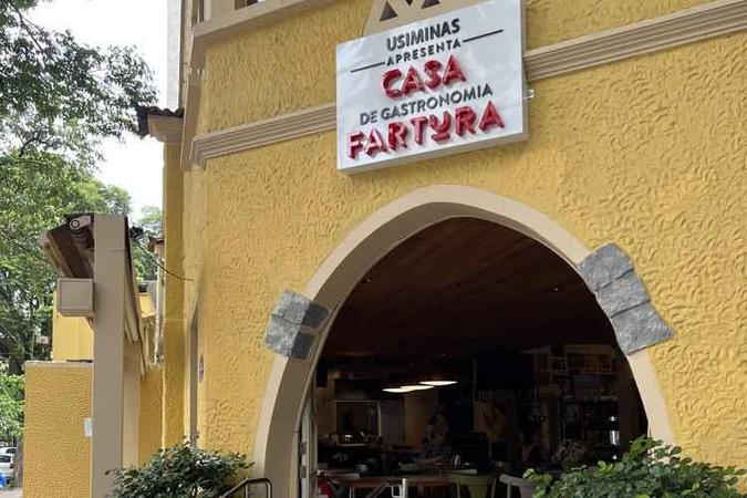 A Casa Fartura funciona em um imóvel de 1936, no Lourdes: espaço multiuso que funciona como cafeteria, mercearia, espaço para eventos e livraria(foto: Paulo Márcio/Encontro) A Casa Fartura funciona em um imóvel de 1936, no Lourdes: espaço multiuso que funciona como cafeteria, mercearia, espaço para eventos e livraria(foto: Paulo Márcio/Encontro)