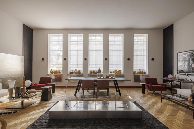 No ambiente criado por Pedro Lázaro, sala de jantar é um espaço de convívio múltiplo(foto: Jomar Bragança/Divulgação) No ambiente criado por Pedro Lázaro, sala de jantar é um espaço de convívio múltiplo(foto: Jomar Bragança/Divulgação)
