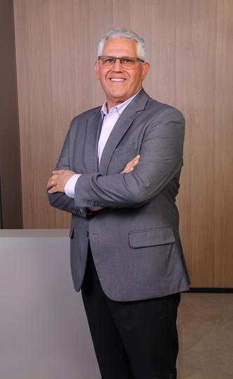 Emílio Brandi, presidente da NS Participações e Investimentos, dona do Botânico Shopping: mall foi construído a partir do local onde era sua casa (foto: Pádua de Carvalho) Emílio Brandi, presidente da NS Participações e Investimentos, dona do Botânico Shopping: mall foi construído a partir do local onde era sua casa (foto: Pádua de Carvalho)