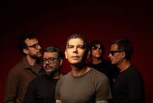 Dado Villa-Lobos recebe Andr Frateschi em show no Palcio das Artes