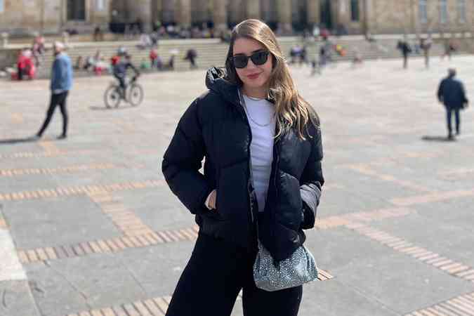 Júlia Lara Gabriel está em sua terceira experiência como estudante no exterior: 