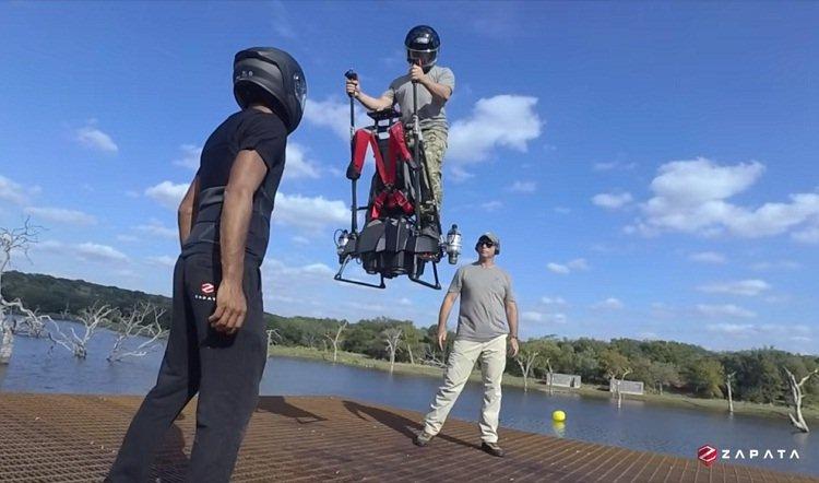 YouTube/Flyboard by ZR/Reprodução YouTube/Flyboard by ZR/Reprodução