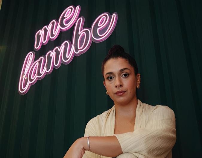 Kalika Campos, s�cia-executiva da Lambe Lambe, diz que a mudan�a do comportamento � estrutural: a empresa de BH acaba de lan�ar um r�tulo zero �lcool(foto: Divulga��o)