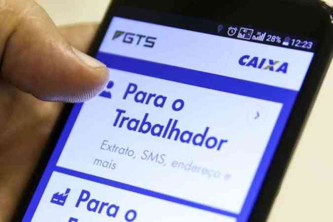 Golpe no WhatsApp promete liberao imediata de dinheiro do FGTS(foto: Marcelo Camargo/Agncia Brasil/Reproduo)