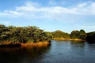 A partir de abril, quem usa gua da bacia do rio Par, em Minas Gerais, passar a pagar uma taxa por este recurso natural(foto: Evandro Rodney/Agncia Minas/Divulgao)
