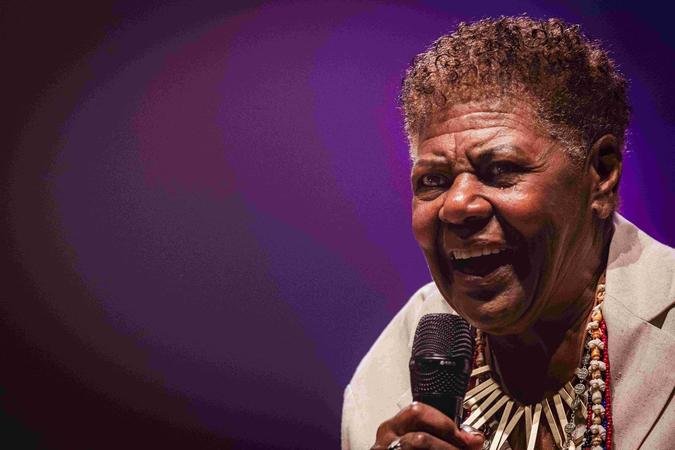 Uma das representantes feminas da Velha Guarda do Samba de BH, Dona Eliza é uma das atrações do evento(foto: Pablo Bernardo/Divulgação) Uma das representantes feminas da Velha Guarda do Samba de BH, Dona Eliza é uma das atrações do evento(foto: Pablo Bernardo/Divulgação)