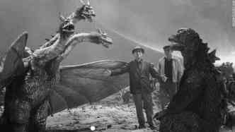 O diretor de efeitos especiais japons Eiji Tsuburaya ficou famoso com o filme Godzilla, de 1954 (foto: Uptoimg.com/Reproduo)