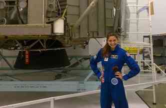 A adolescente americana Alyssa Carson est se preparando para ser uma astronauta da Nasa e poder participar da misso tripulada que ser enviada a Marte em 2033(foto: Instagram/nasablueberry/Reproduo)