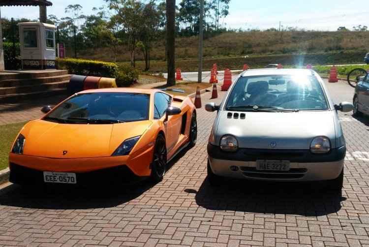 Instagram/twingo_do_carlos/Reprodução Instagram/twingo_do_carlos/Reprodução