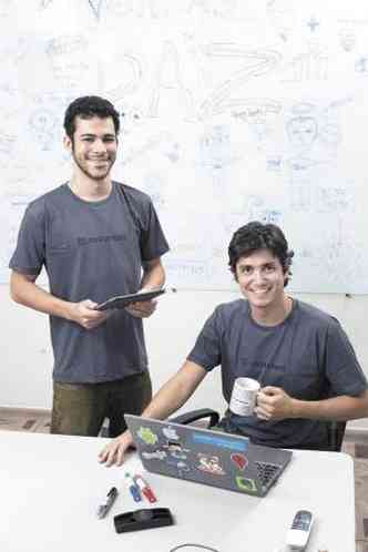 Edmar Ferreira e Vitor Peanha, da Rock Content: em apenas sete meses eles j despontam no cenrio das startups(foto: Geraldo Goulart)