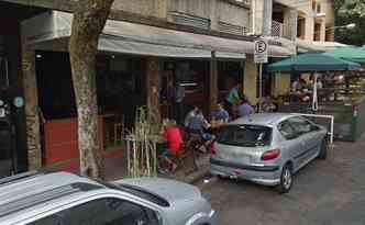 A Prefeitura de Belo Horizonte acaba de confirmar que a cidade  mesmo a capital mundial dos bares, com 28 estabelecimentos a cada km(foto: Google Street View/Reproduo)