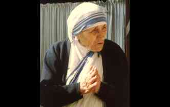 Mesmo no sendo indiana de nascimento, Madre Teresa de Calcut ficou marcada pelo trabalho voluntrio na ndia, em apoio aos necessitados(foto: Evert Odekerken/Wikimedia/Reproduo)