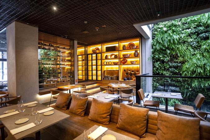 Um dos destaques é o restaurante Trintaeum, comandado pela chef Ana Gabi e listado entre os 100 melhores restaurantes do Brasil(foto: Divulgação) Um dos destaques é o restaurante Trintaeum, comandado pela chef Ana Gabi e listado entre os 100 melhores restaurantes do Brasil(foto: Divulgação)