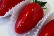Tendncia do morango do amor chega s confeitarias brasileiras