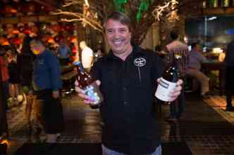 O mestre cervejeiro da Backer, Sandro Duarte, ficou feliz pela conquista de trs medalhas no V Concurso Brasileiro da Cerveja, especialmente o ouro na categoria pilsen(foto: Francisco Dumont/Divulgao)