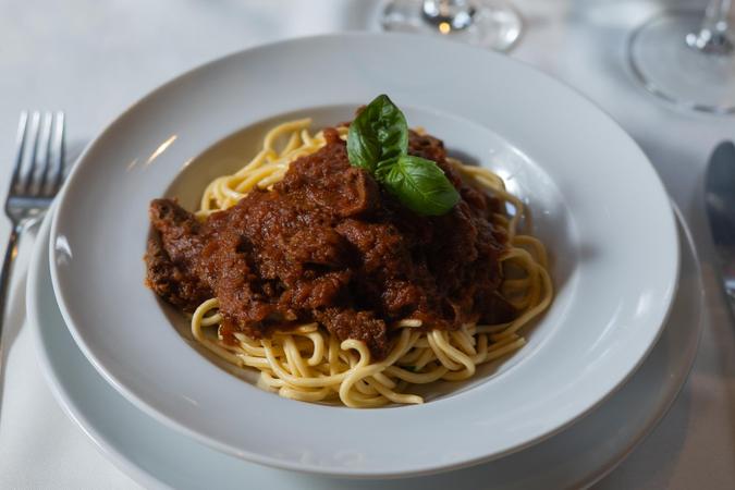 Spaghetti com Mignonnette, massa com mignon salteado na manteiga (foto: Paulo Márcio) Spaghetti com Mignonnette, massa com mignon salteado na manteiga (foto: Paulo Márcio)