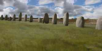 As pedras encontradas prximas  muralha de Durrington, no Reino Unido, so mais antigas que Stonehenge, que fica ali perto, e esto mudando a noo que se tem dos monumentos neolticos(foto: Ludwig Boltzmann Institute/Divulgao)