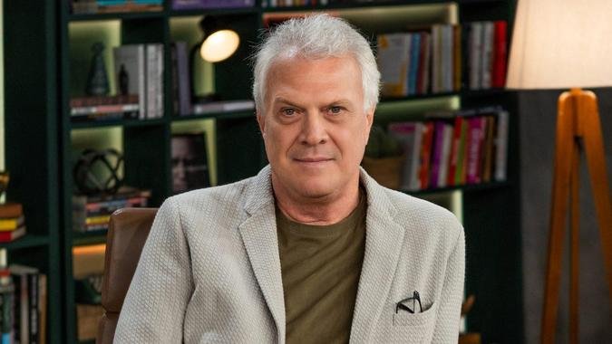 Pedro Bial é um dos convidados do Sempre Um Papo(foto: Divulgac%u0327a%u0303o/Globo) Pedro Bial é um dos convidados do Sempre Um Papo(foto: Divulgac%u0327a%u0303o/Globo)
