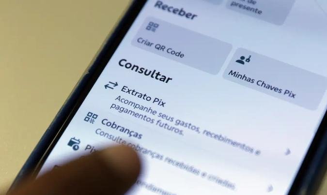 A redução ocorreu imediatamente após a publicação da MP, na sexta-feira (25), que proibiu a exploração, a oferta, a intermediação e a publicidade de apostas esportivas on-line.(foto: Bruno Peres/Agência Brasil) A redução ocorreu imediatamente após a publicação da MP, na sexta-feira (25), que proibiu a exploração, a oferta, a intermediação e a publicidade de apostas esportivas on-line.(foto: Bruno Peres/Agência Brasil)