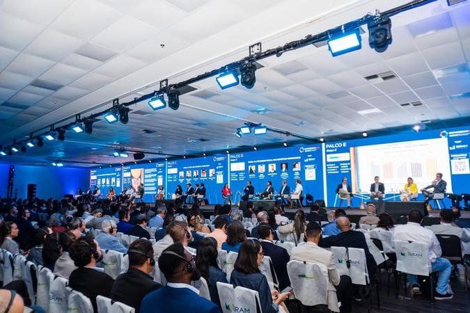 Expo & Congresso Brasileiro de Minera��o (Exposibram 2026) acontece at� quinta-feira (27), no Expominas(foto: Divulga��o)