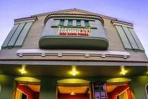 Mostra celebra 25 anos da produtora Camisa Listrada no Cine Santa Tereza