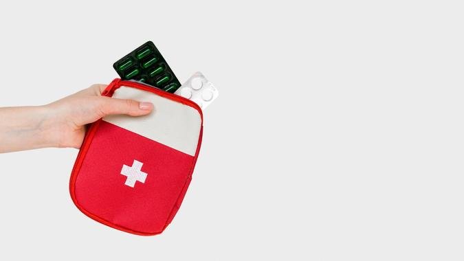 Kit pode fazer diferen�a em situa��es simples, especialmente quando o acesso a servi�os m�dicos n�o � imediato(foto: Freepik)