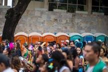 BH amplia n�mero de banheiros qu�micos no Carnaval de 2026