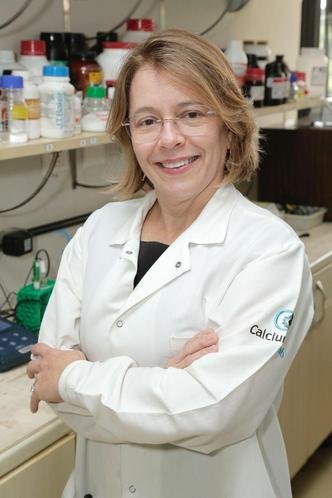 Maria de Fátima Leite, docente titular do Departamento de Fisiologia e Biofísica do Instituto de Ciências Biológicas (ICB) da UFMG(foto: UFMG/Divulgação ) Maria de Fátima Leite, docente titular do Departamento de Fisiologia e Biofísica do Instituto de Ciências Biológicas (ICB) da UFMG(foto: UFMG/Divulgação )