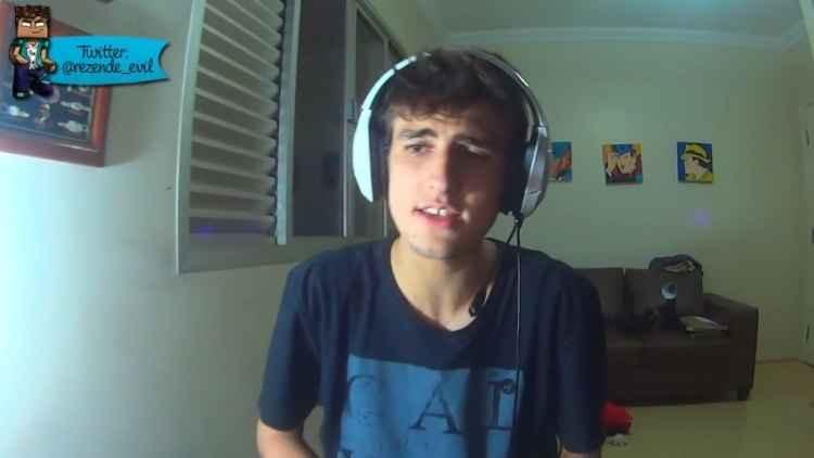 YouTube/rezendeevil/Reprodução YouTube/rezendeevil/Reprodução