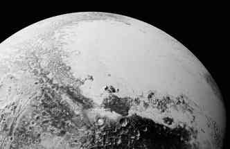 As novas imagens enviadas pela New Horizons diretamente de Pluto mostram formaes geolgicas nunca antes vistas, segundo os cientistas(foto: NASA/APL/SwRI/Divulgao)