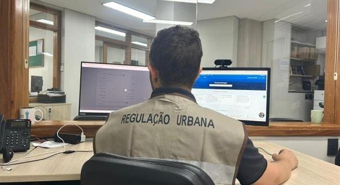 Na pr�tica, a nova norma concentra o controle sobre empreendimentos com grande circula��o de p�blico e maior potencial de risco(foto: Alessandra Oliveira/PBH)