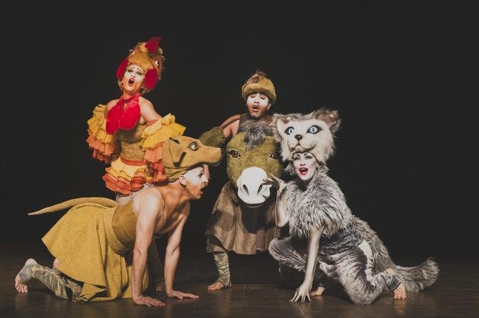 A montagem re�ne 16 atores e nove m�sicos em cena(foto: Kika Antunes/Acervo Instituto Odeon)