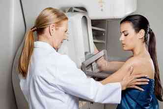 Apesar do estudo americano mostrar que a feitura de mamografia aos 40 anos ajuda no melhor diagnstico, a precocidade do exame tambm eleva o risco de falso-positivo(foto: Breastcancerconqueror.com/Reproduo)