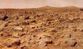 No passado, a superfcie do planeta Marte era cheia de gua, mas, alm da falta de campo magntico, as rochas baslticas absorveram todo o precioso lquido(foto: Nasa/JPL/Divulgao)