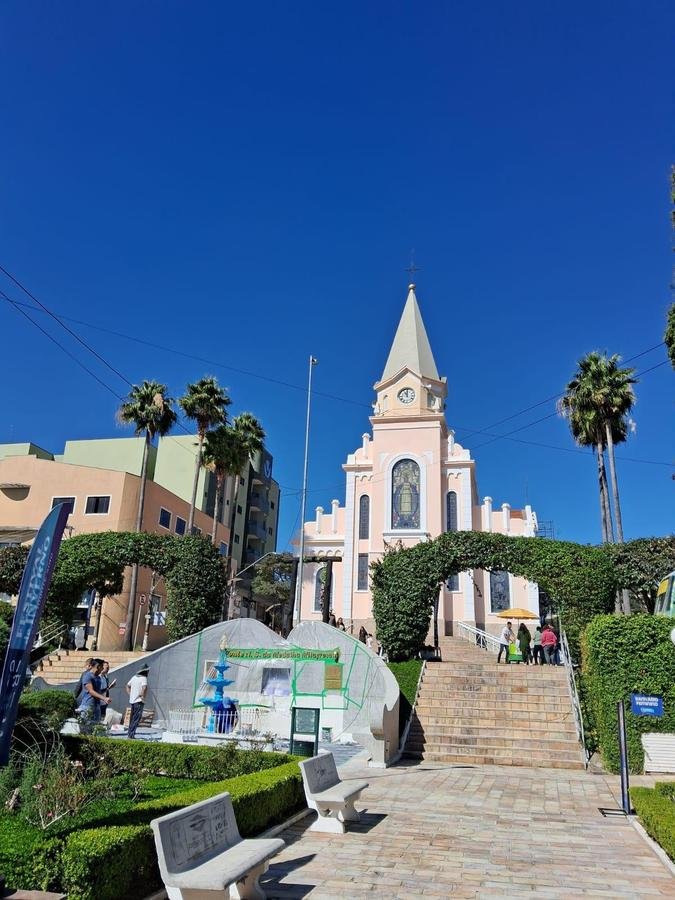 Igreja Matriz de Nossa Senhora da Medalha Milagrosa em Monte Sião(foto: Lilian Monteiro/Divulgação) Igreja Matriz de Nossa Senhora da Medalha Milagrosa em Monte Sião(foto: Lilian Monteiro/Divulgação)