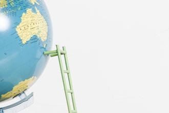 Interc�mbio segue em alta, apesar de incertezas nas pol�ticas migrat�rias