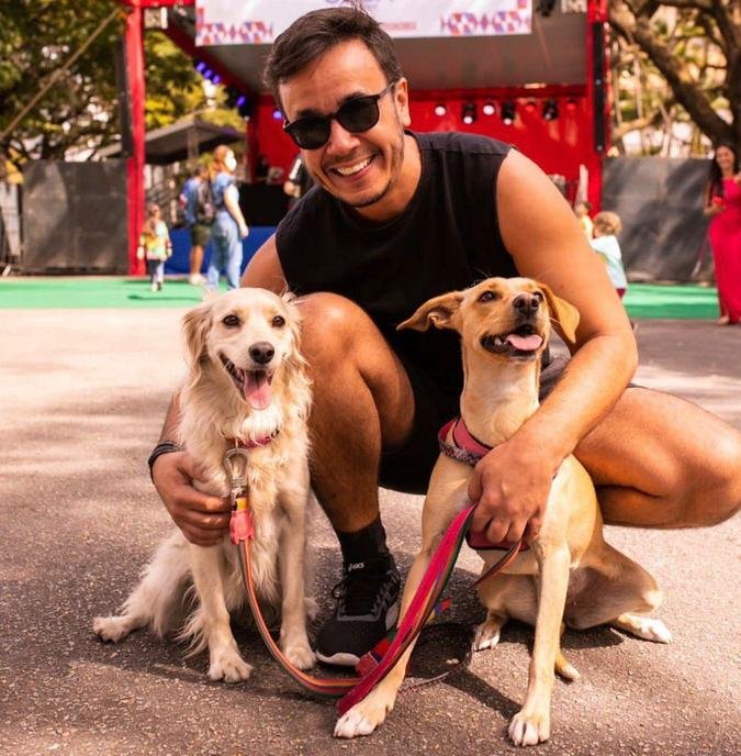 O jornalista Luiz Cabral com as 