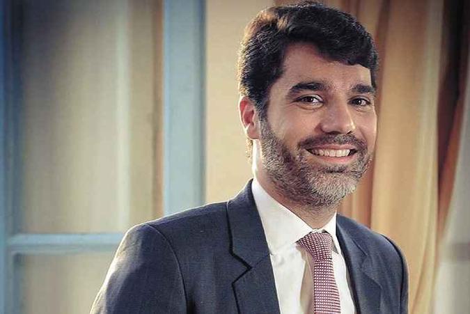 João Guilherme Porto, diretor da Faculdade Arnaldo: João Guilherme Porto, diretor da Faculdade Arnaldo: