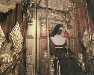 A freira Santa Catarina da Bolonha faleceu em 1463, mas seu corpo permanece incorrupto e est em exposio na capela do santurio do Monastrio do Corpo de Deus, em Bolonha, Itlia(foto: Tanogabo.it/Reproduo)