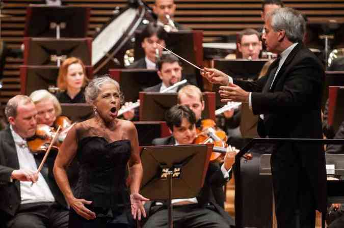 A soprano Eliane Coelho e o maestro Fbio Mechetti(foto: Andr Fossati/Divulgao)