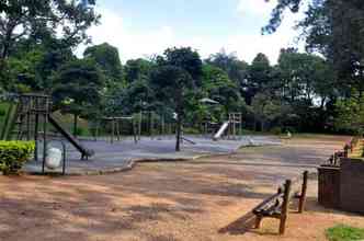 O parque Jacques Costeau, que fica na regio oeste de Belo Horizonte, possui 335 mil m de jardins, matas, mas, no passado j foi um lixo(foto: Flickr/PBH/Edanise Reis/Reproduo)